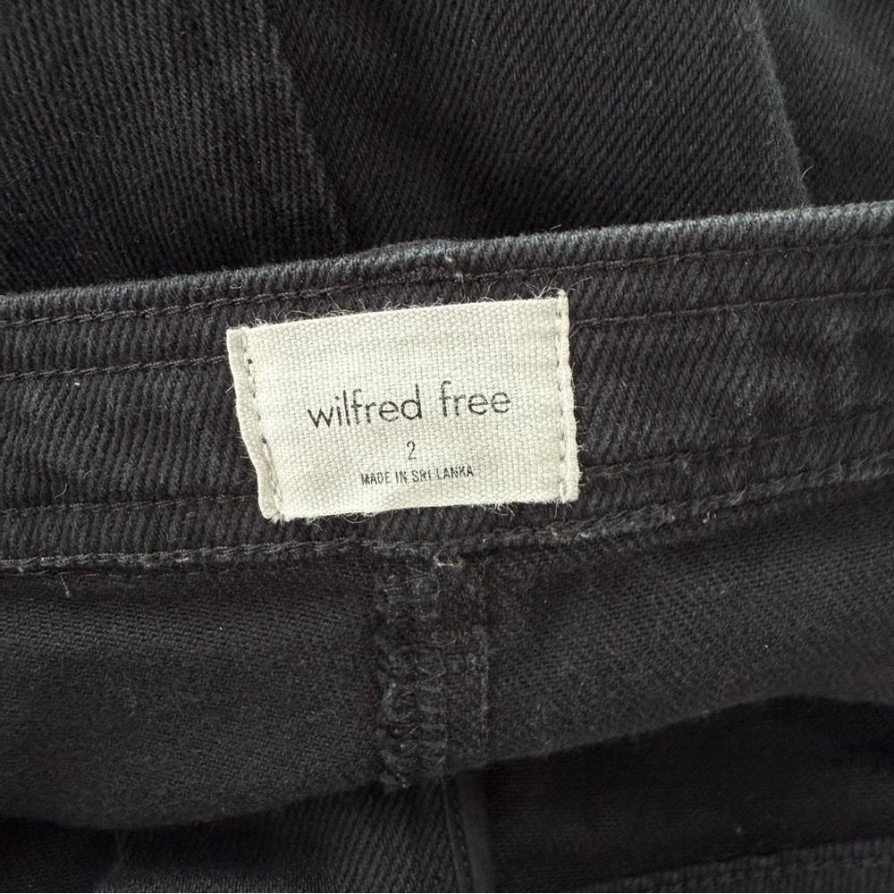 Aritzia Wilfred Modern Utility Pant - Picture 9 of 11